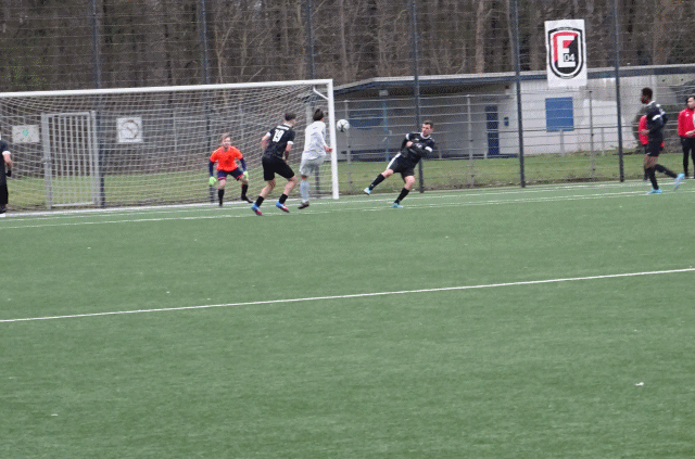 20.Bezirksliga-Spieltag  -  2022/23: TSV Eller 04 - VfL Jüchen-Garzweiler 0:3(0:1)